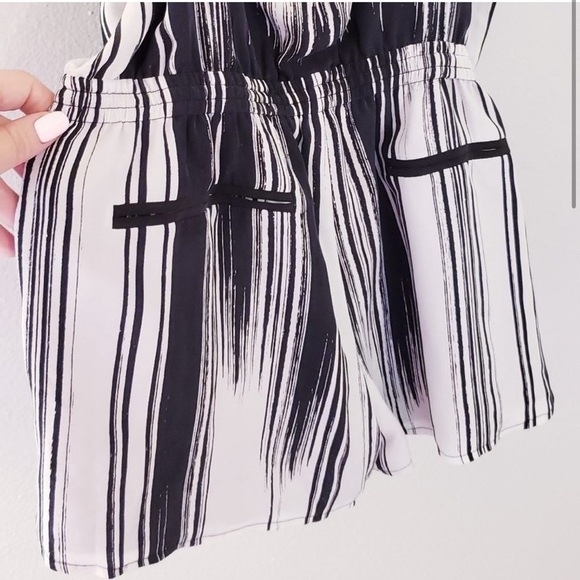 Paige Black & White Stripe Romper bikini cover cruiser 100% silk - Picture 7 of 8